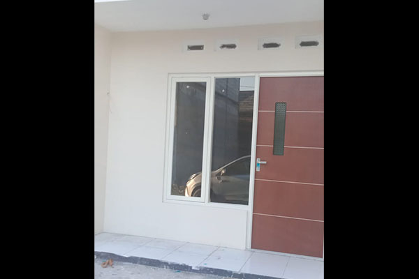 Perusahaan real estate Surabaya