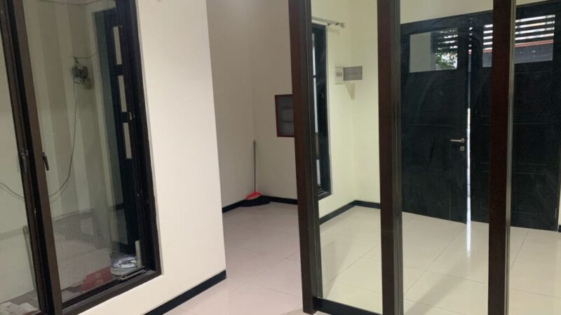 Disewa Rumah Sewa Royal Residence 100jt (Ivone)